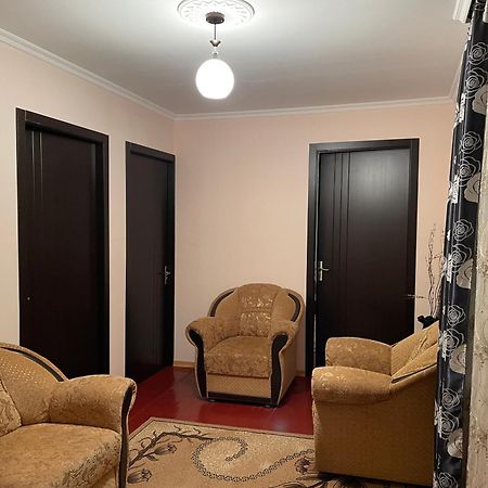 Guesthouse "Megi" Μέστια Εξωτερικό φωτογραφία