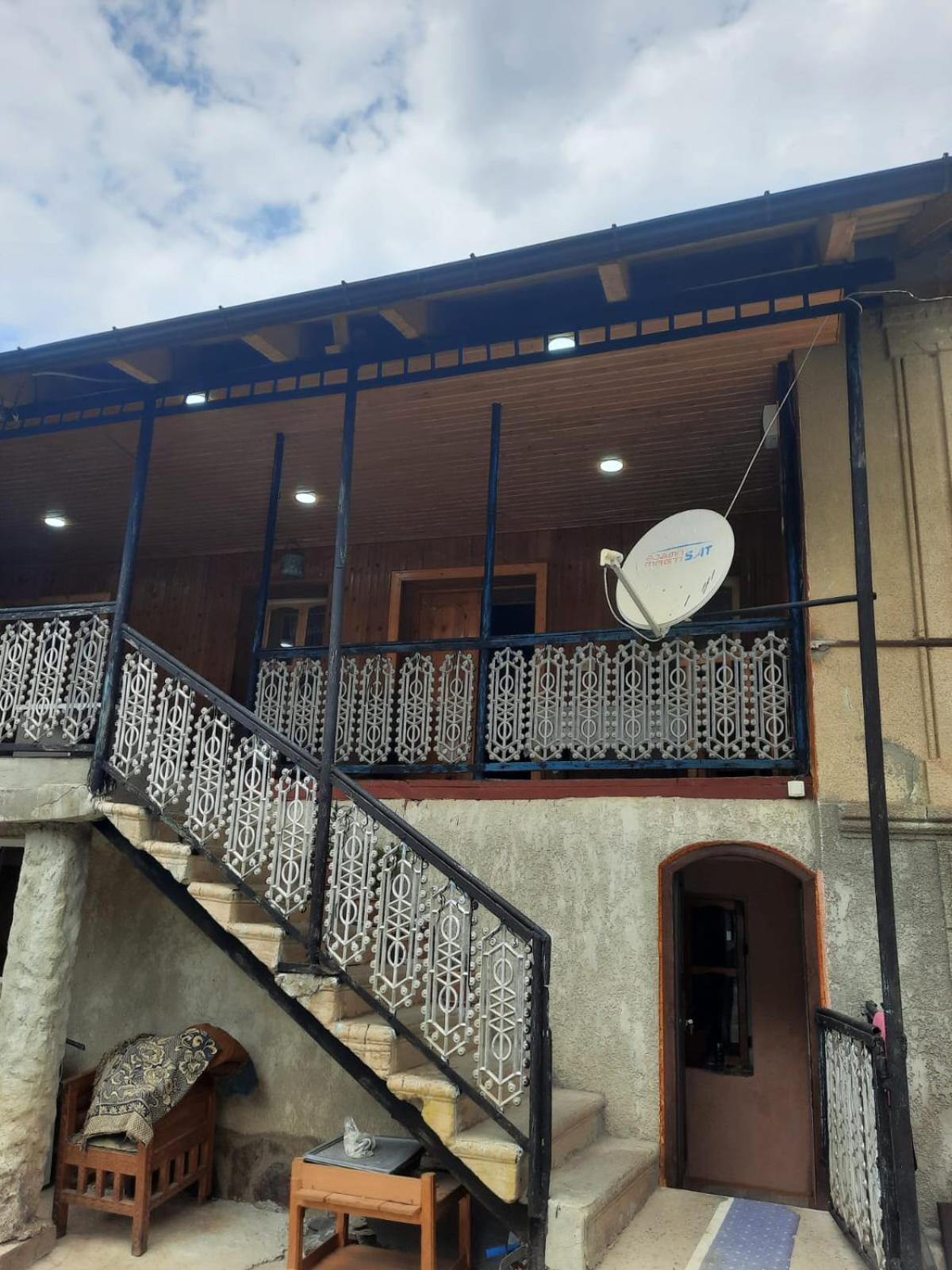 Guesthouse "Megi" Μέστια Εξωτερικό φωτογραφία
